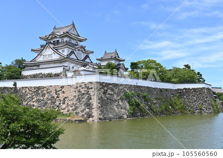 岸和田城本丸の水堀と櫓 岸和田城本丸の水堀と櫓 105560560