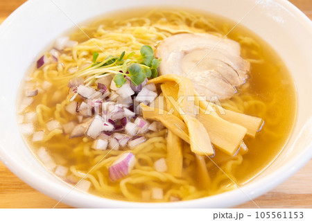 美味しい魚介系スープのラーメン 105561153