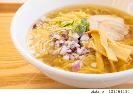 美味しい魚介系スープのラーメン 105561156