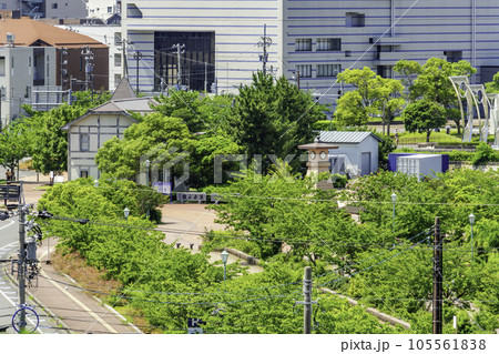 敦賀　金ヶ崎緑地の時計台　福井県敦賀市 105561838