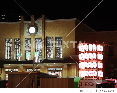 「おたる潮まつり」の小樽駅 105562674