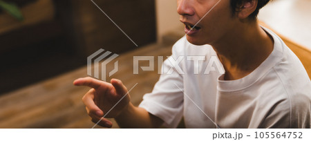 メンズポートレート 105564752