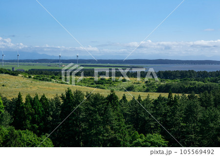 道の駅十三湖高原からの十三湖 105569492