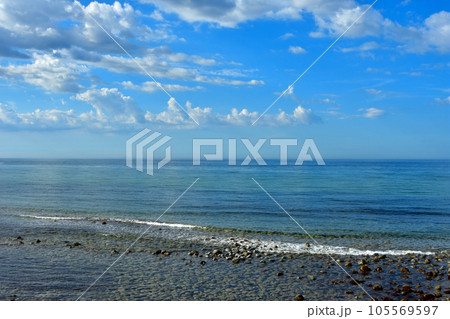糸島市 けや 夏の黒磯海岸 糸島市 けや 夏の黒磯海岸 105569597