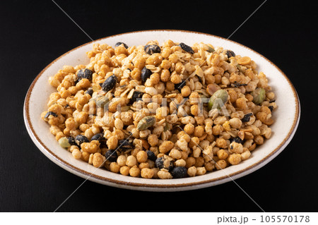 大豆のグラノーラ 105570178