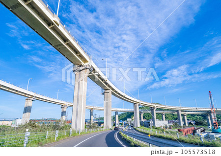 白鳥大橋 白鳥新道 東日本最大 白鳥が羽根を広げたような優雅な白い吊り橋 白鳥大橋 白鳥新道 東日本最大 白鳥が羽根を広げたような優雅な白い吊り橋 105573518