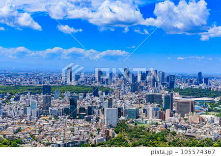 東京 港区 六本木ヒルズ展望台からの都市風景(新宿方面) 東京 港区 六本木ヒルズ展望台からの都市風景(新宿方面) 105574367