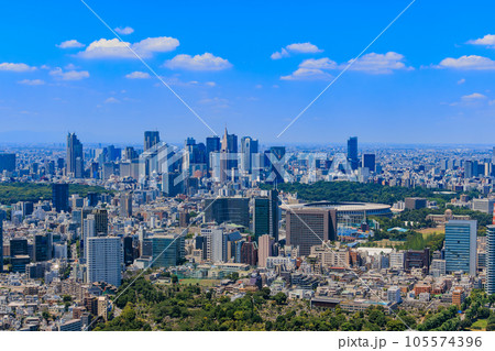 東京 港区 六本木ヒルズ展望台からの都市風景(新宿方面) 東京 港区 六本木ヒルズ展望台からの都市風景(新宿方面) 105574396
