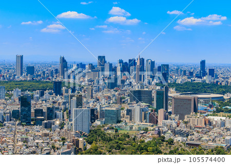 東京 港区 六本木ヒルズ展望台からの都市風景(新宿方面) 東京 港区 六本木ヒルズ展望台からの都市風景(新宿方面) 105574400