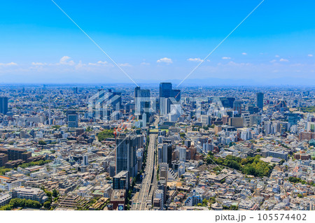 東京 港区 六本木ヒルズ展望台からの都市風景(渋谷方面) 東京 港区 六本木ヒルズ展望台からの都市風景(渋谷方面) 105574402