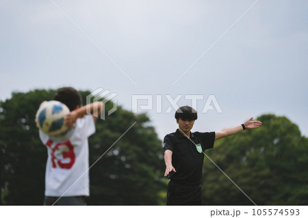soccer 105574593