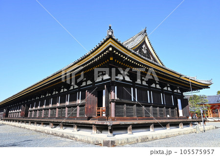 千体以上の国宝がある京都東山 三十三間堂 千体以上の国宝がある京都東山 三十三間堂 105575957