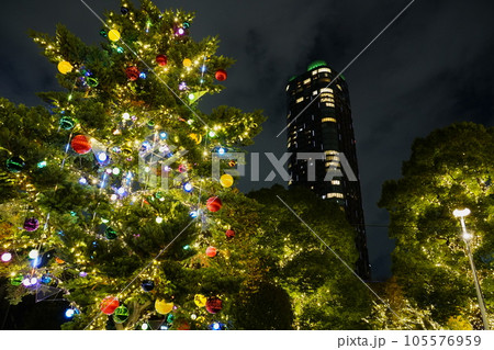 年末（12月）六本木東京ミッドタウンクリスマスイルミネーション 105576959