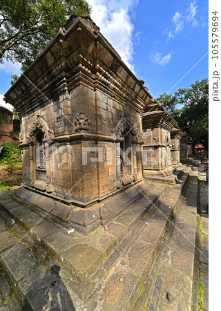 Ancient Hindu temple in Pashupatinath before the earthquake that destroyed them. Kathmandu, Nepal Ancient Hindu temple in Pashupatinath before the earthquake that destroyed them. Kathmandu, Nepal 105579694