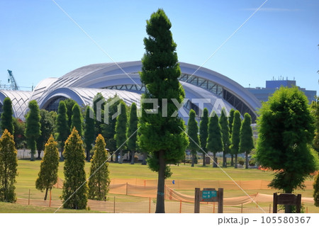 辰巳の森海浜公園の風景(東京都江東区) 辰巳の森海浜公園の風景(東京都江東区) 105580367