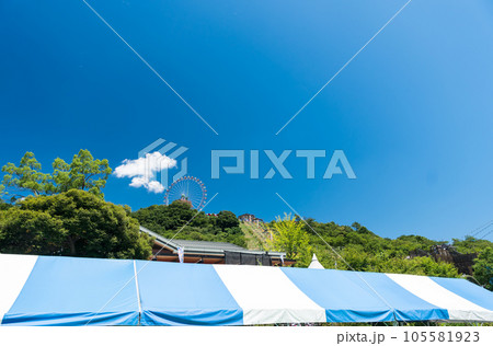 さがみ湖リゾート プレジャーフォレスト 観覧車を見上げて 夏の快晴 神奈川県相模原市 さがみ湖リゾート プレジャーフォレスト 観覧車を見上げて 夏の快晴 神奈川県相模原市 105581923