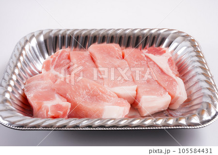 ステーキ用厚切り豚肉 ステーキ用厚切り豚肉 105584431