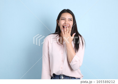 Cute Asain Woman 105589212