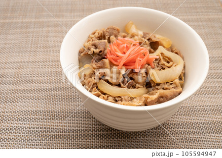 シンプルな牛丼 シンプルな牛丼 105594947