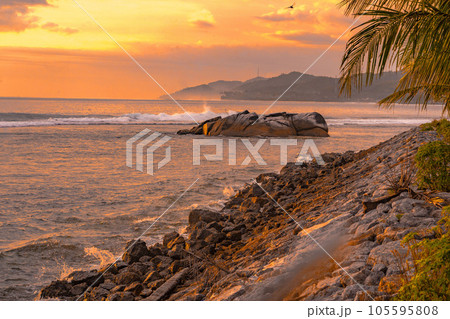 Dusk on the Tapaktuan beach in Aceh, Indonesia. 105595808
