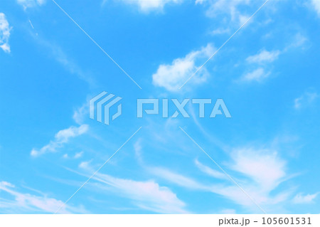 青空と雲　背景・テクスチャ 105601531