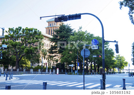 文明開化の香りを感じする日本大通 105603192