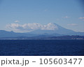 海と富士山 105603477