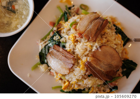 チャーシュー炒飯(上から) チャーシュー炒飯(上から) 105609270