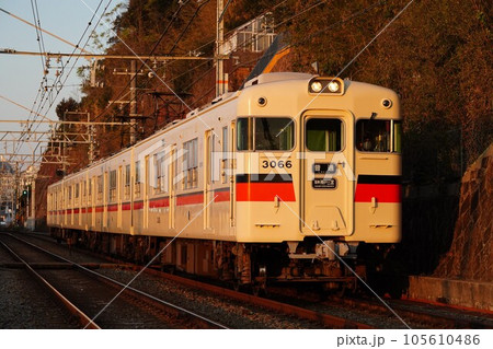 山陽電鉄3050系阪神神戸三宮行普通電車 山陽電鉄3050系阪神神戸三宮行普通電車 105610486