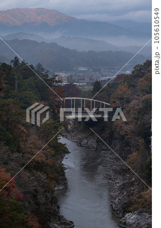 天龍峡 晩秋の夜明け 天龍峡 晩秋の夜明け 105610549