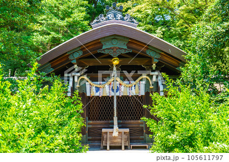 京都市上京区染殿町の梨木神社　中門 105611797