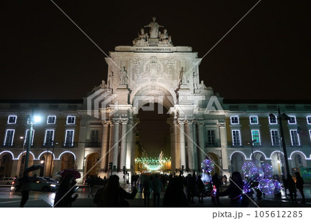 ポルトガル、リスボンの勝利のアーチ(Arco da Rua Augusta) ポルトガル、リスボンの勝利のアーチ(Arco da Rua Augusta) 105612285