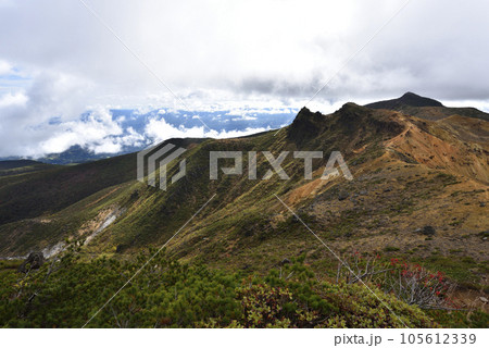 安達太良山登山、二本松市、福島県 安達太良山登山、二本松市、福島県 105612339