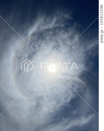 太陽を取り巻く雲たち 105613396