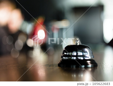 Classic bar bell 105622683