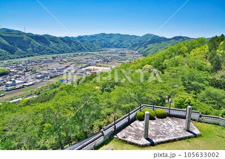 【茶臼山城跡展望台より周匝平野を一望 (吉井城山公園)】 岡山県赤磐市周匝 105633002
