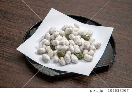 富山の干菓子、三嶋豆 富山の干菓子、三嶋豆 105638367