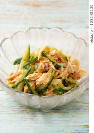 棒棒鶏サラダ 棒棒鶏サラダ 105642239