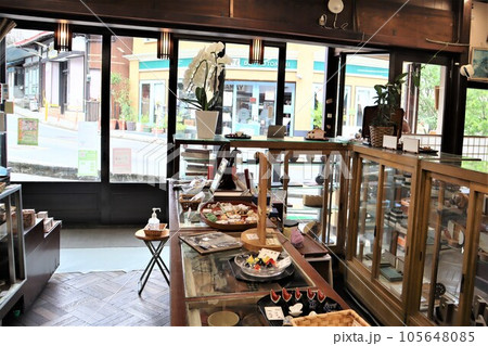 宮ノ下温泉郷の土産品店 105648085