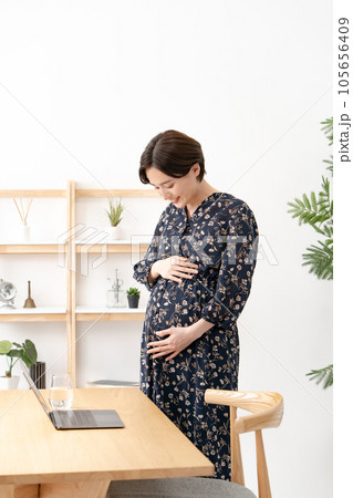 マタニティ ワーキングマザー 妊婦 マタニティ ワーキングマザー 妊婦 105656409