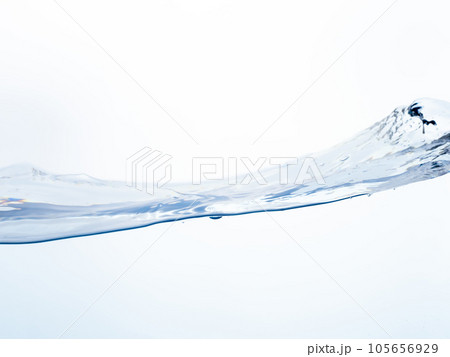 水 水面 波 流れ 水 水面 波 流れ 105656929