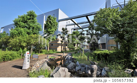 泉佐野市立文化会館・泉の森ホール（大阪府泉佐野市） 105657392