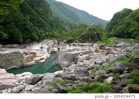 寝覚の床（長野県木曽郡上松町） 105659475