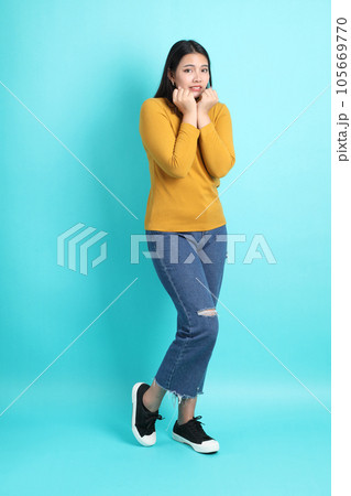 Cute Asain Woman 105669770