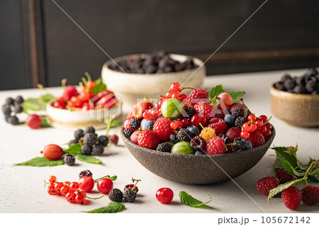 Various fresh berries 105672142