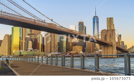 Manhattan's skyline with Brooklyn bridge, cityscape of New York City in the United States 105673075