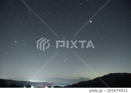 北杜市白州町、東の空、木星に続いて昇って来たプレアデス星団、アルデバランやカペラ 105674931