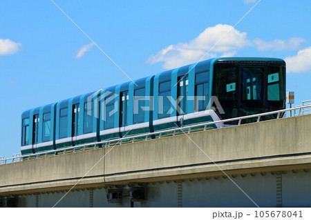 【六甲ライナー】3000形（六甲アイランド線：車両基地〜マリンパーク） 105678041