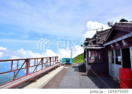 富士登山吉田ルート七合目風景 富士登山 吉田ルート 富士登山吉田ルート七合目風景 富士登山 吉田ルート 105679385