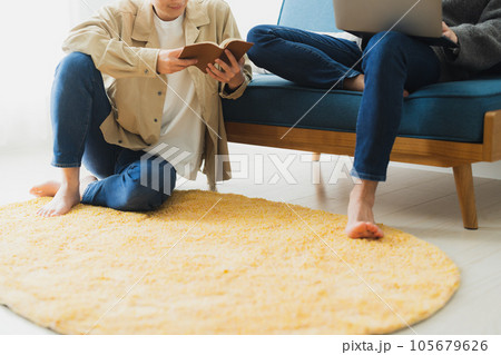 男性　ルームメイト 105679626